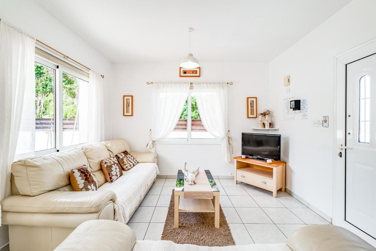 פרוטאראס Villa Sunnyside Mandali By Ezoria Villas מראה חיצוני תמונה