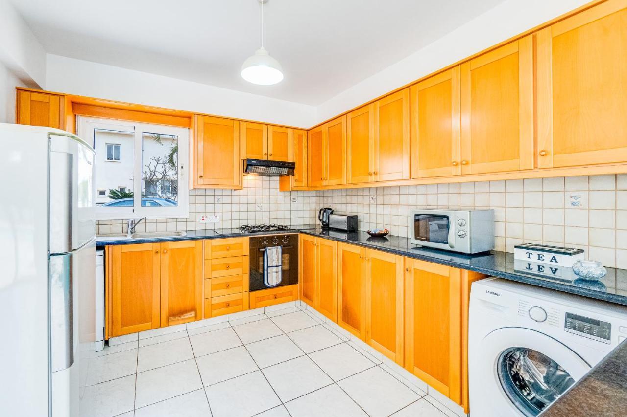 פרוטאראס Villa Sunnyside Mandali By Ezoria Villas מראה חיצוני תמונה