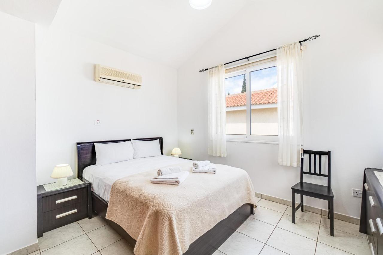 פרוטאראס Villa Sunnyside Mandali By Ezoria Villas מראה חיצוני תמונה